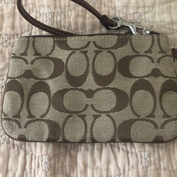 Coach wristlet brown and tan - Picture 2 of 2